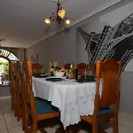 Willa Lovely 6 Bedroom Communal Heated Pool Playa de las Americas (Tenerife)