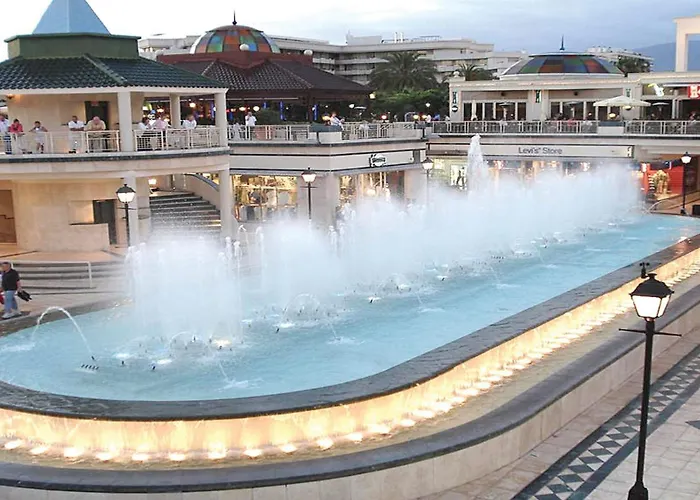 Lovely 6 Bedroom Communal Heated Pool Villa