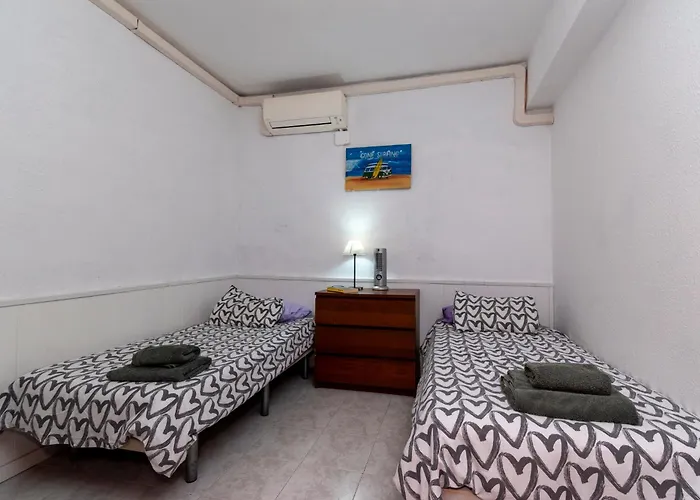 Villa Lovely 6 Bedroom Communal Heated Pool Playa de las Americas (Tenerife)