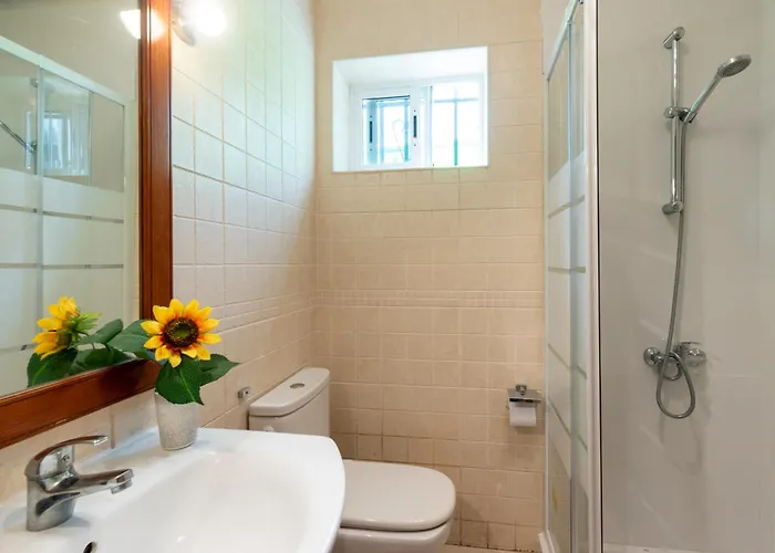 Lovely 6 Bedroom Communal Heated Pool Villa