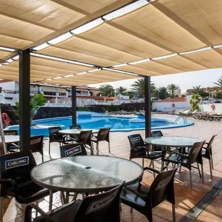 Lovely 6 Bedroom Communal Heated Pool * Playa de las Americas (Tenerife)