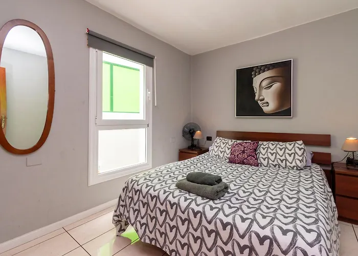 Lovely 6 Bedroom Communal Heated Pool Playa de las Américas