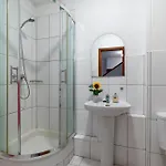 Villa Lovely 6 Bedroom Communal Heated Pool *